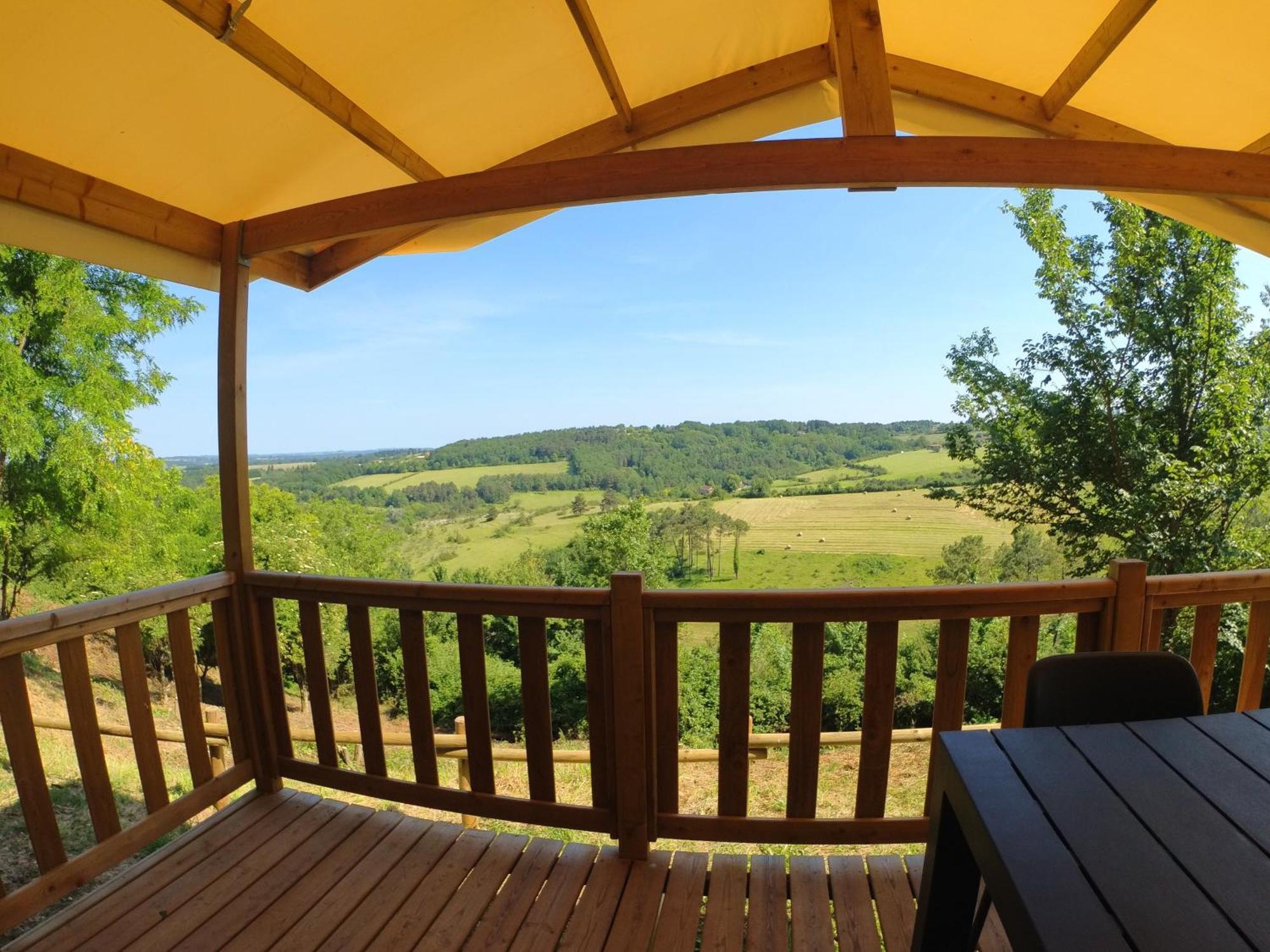 Camping Bleu Soleil Rouffignac Saint-Cernin Zimmer foto